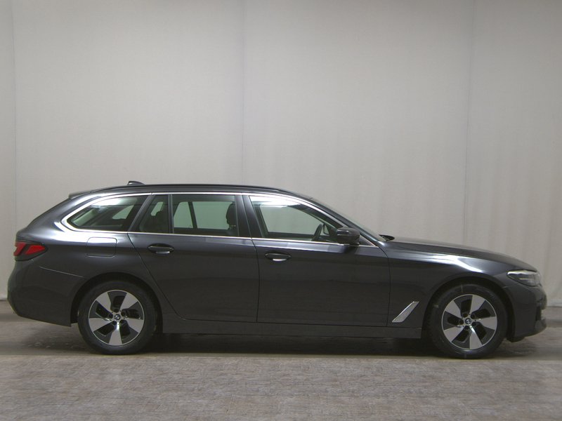 BMW 520d Touring automatik • AHK • Full LED