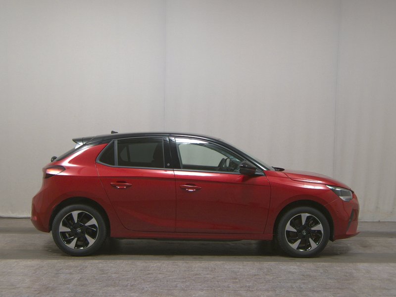 Opel Corsa Elegance • kamera • navigacija