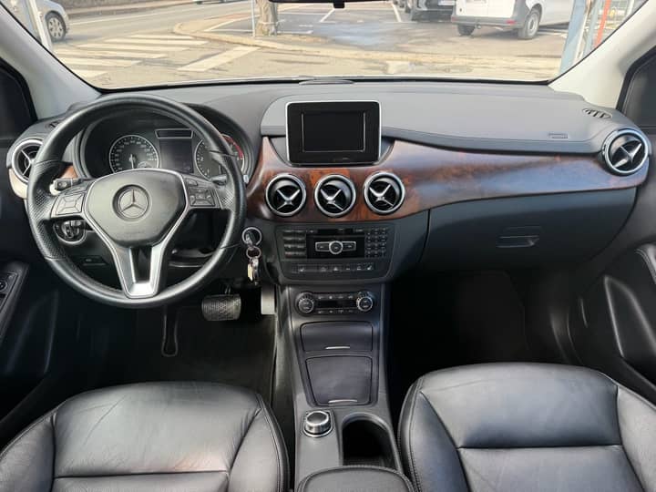 Mercedes-Benz B 220 CDI **AUTOMATIK** - slika 9