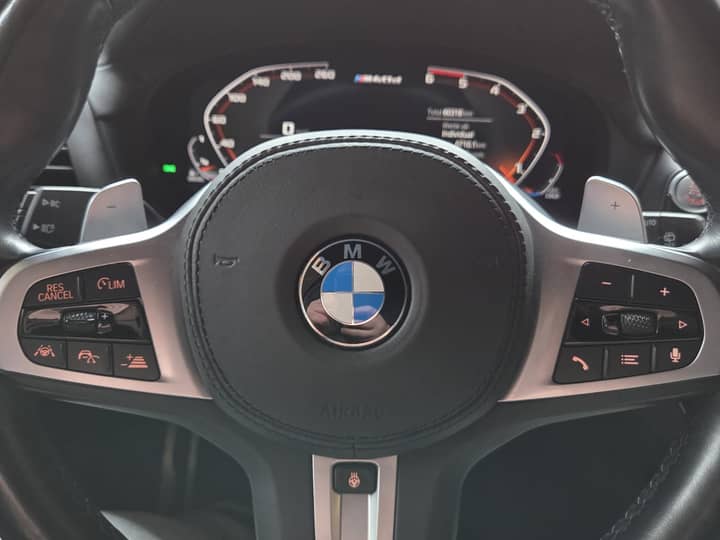 2022 BMW X3 - interijer 4