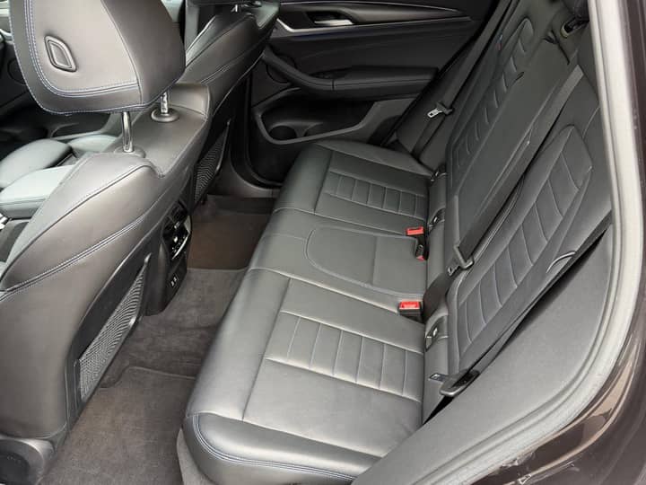2021 BMW X3 M40 - interijer 3
