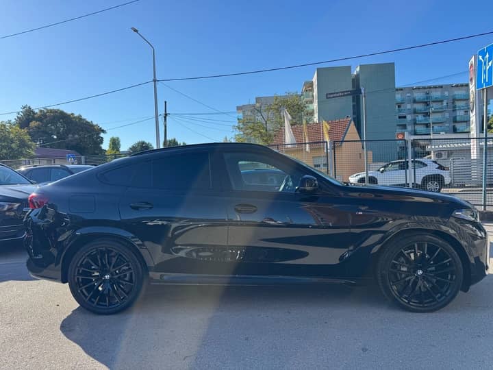 BMW X6 M SPORTPAKET PRO **ZRAČNI OVJES** - eksterijer 3