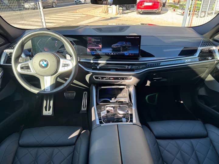 BMW X6 M SPORTPAKET PRO **ZRAČNI OVJES** - interijer 1