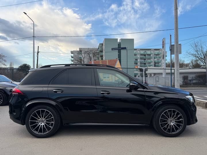 Mercedes-Benz GLE 350de AMG Nighpaket - eksterijer 3