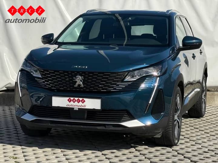 Slika prikazuje vanjski izgled automobila.