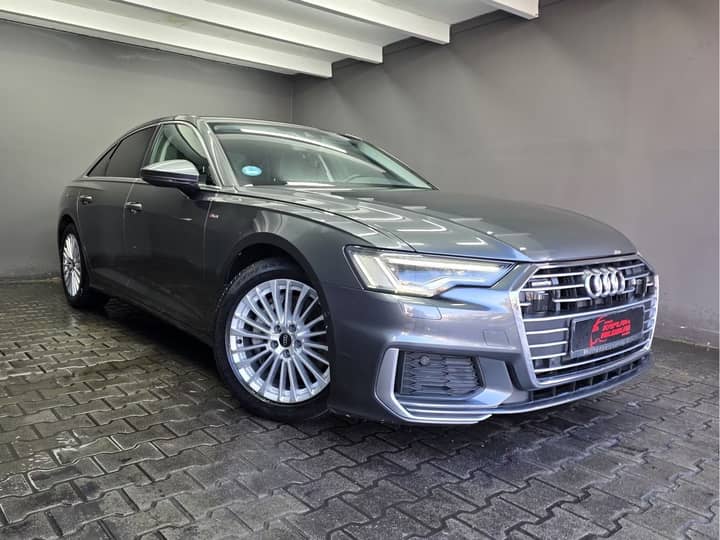 Slika prikazuje vanjski dio automobila (eksterijer).