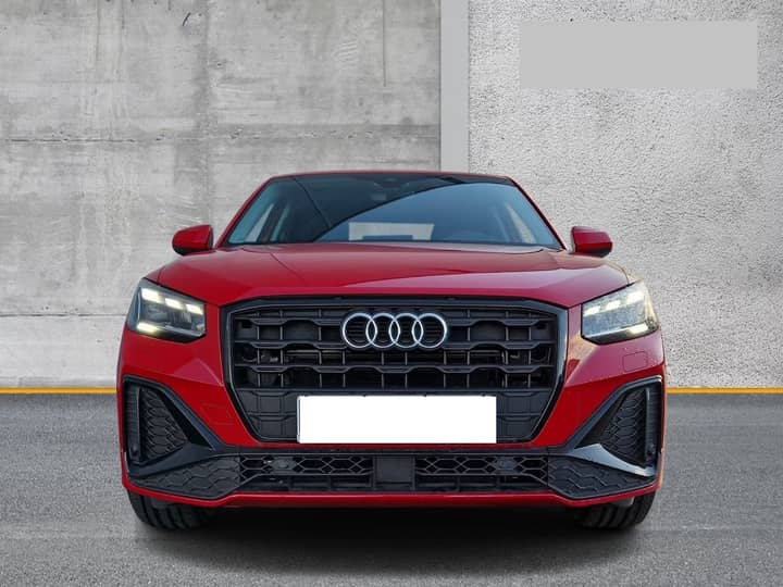 Slika prikazuje vanjski izgled automobila (prednji dio).