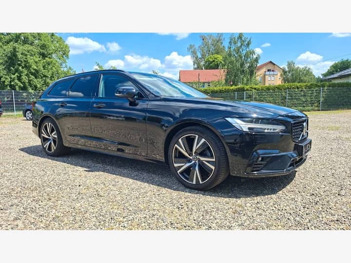 Slika prikazuje vanjsku karoseriju automobila (eksterijer).