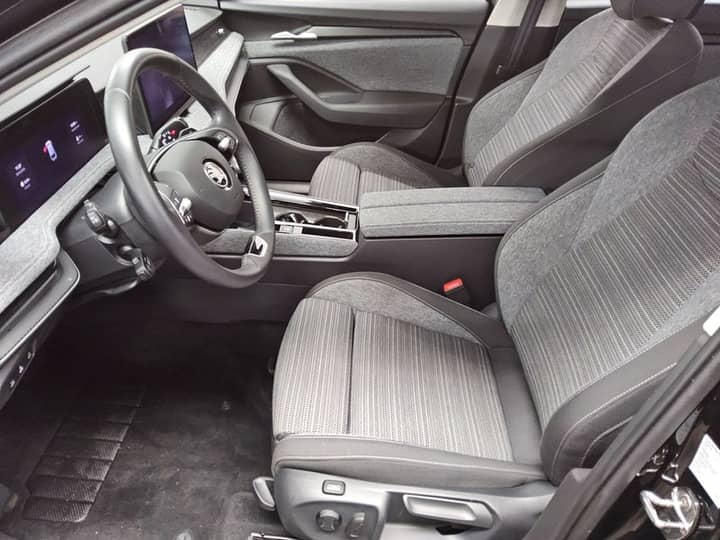 Škoda Superb Combi 2.0 TDI 4x4 Selection automatik • ACC • AHK