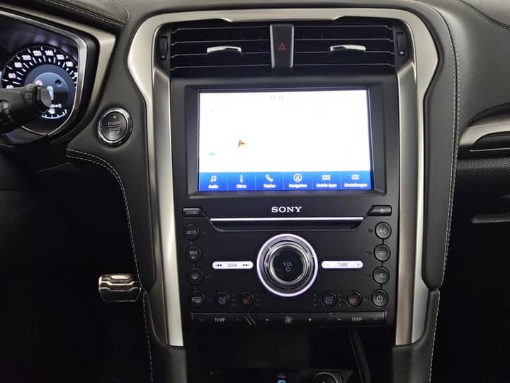 Ford Mondeo 2.0 EcoBlue automatik • LED • koža