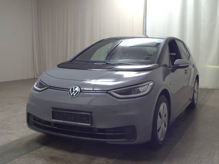 Slika prikazuje vanjštinu automobila (prednji dio).