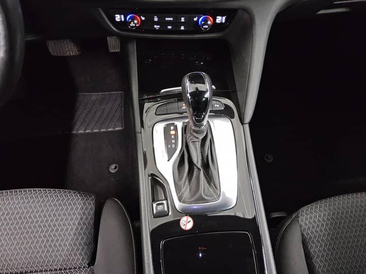 Opel Insignia ST 1.5 D Business Edition automatik • AHK • Full LED