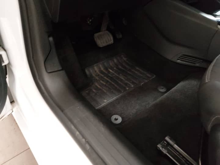 Opel Corsa-e Elegance • LED • navigacija