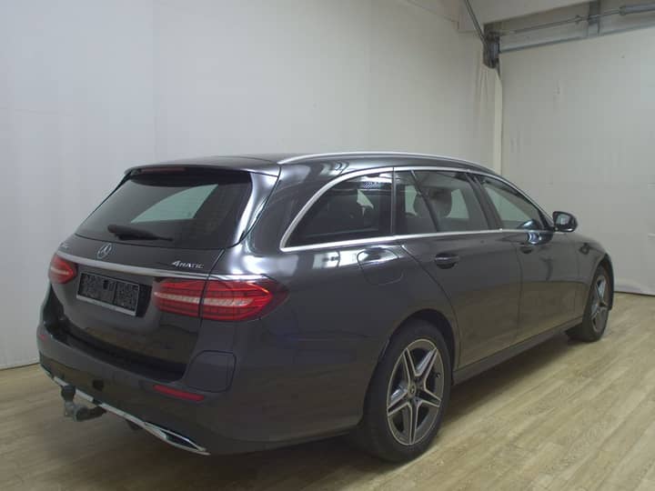 Mercedes-Benz E 300 de 4MATIC karavan AMG Line automatik • 360° kamera