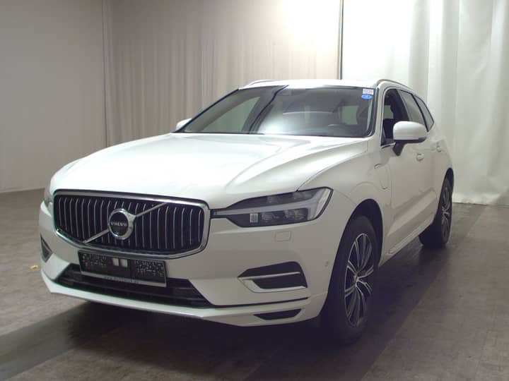 Volvo XC60 T6 AWD Inscription automatik • HUD • 360° kamera