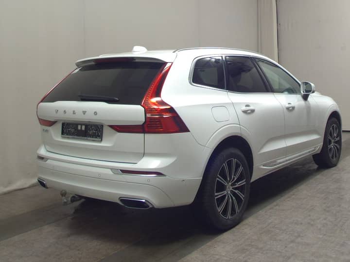 Volvo XC60 T6 AWD Inscription automatik • HUD • 360° kamera