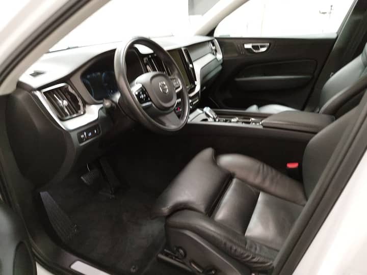Volvo XC60 T6 AWD Inscription automatik • HUD • 360° kamera