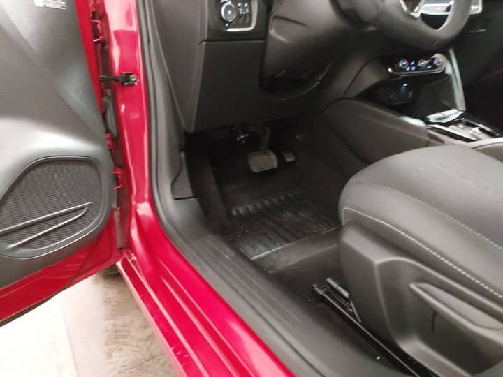 Opel Corsa Elegance • kamera • navigacija