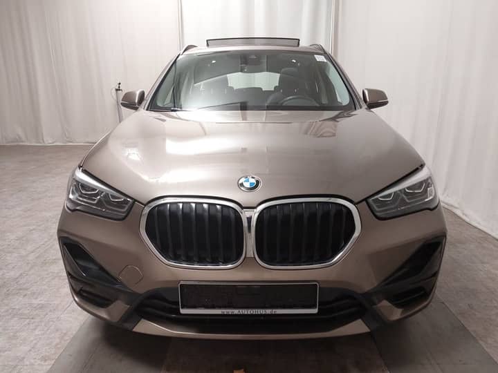 BMW X1 sDrive20i Sport-Line automatik • AHK • Full LED
