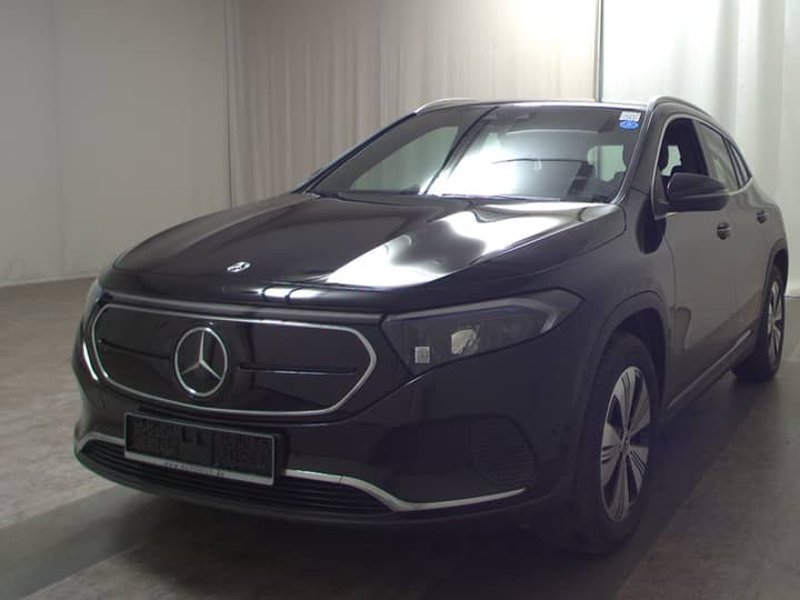 Slika prikazuje vanjski izgled automobila (prednji dio).