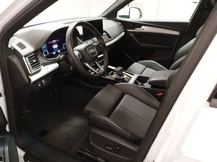 Audi Q5 50 TFSI e quattro automatik S line • LED • navigacija