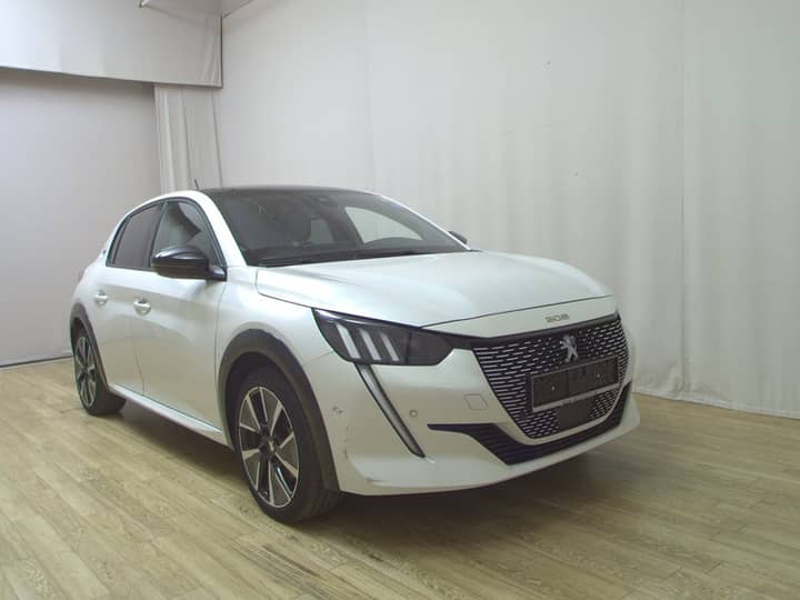 Peugeot 208 GT-Line • panorama • ACC