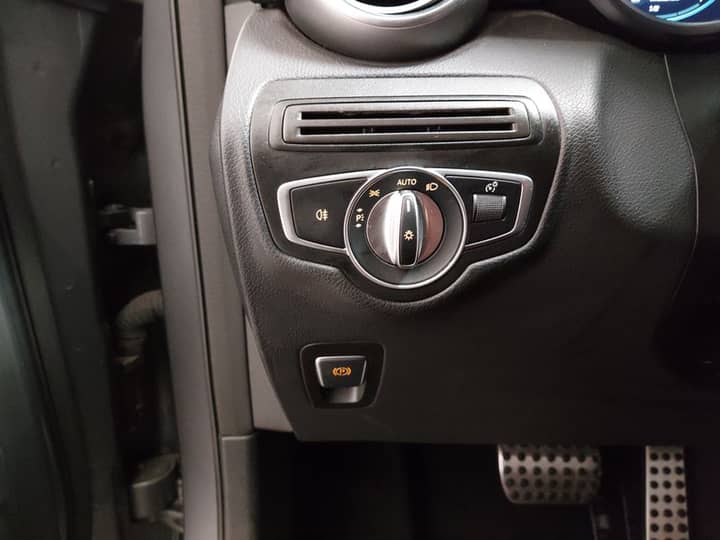 Mercedes-Benz GLC 300 de 4MATIC AMG Line automatik • ACC • digitalni instrumenti