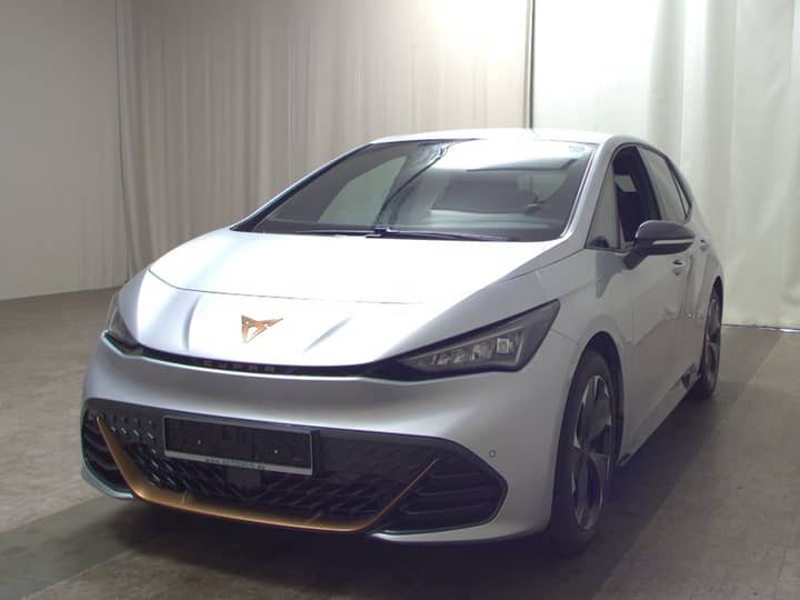 Cupra Born • ACC • Full LED svjetla