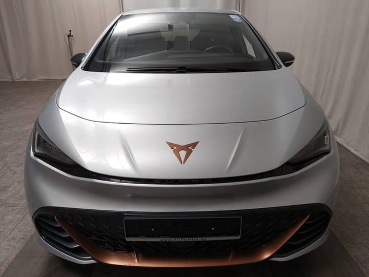 Cupra Born • ACC • Full LED svjetla