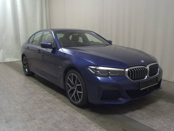 BMW 545e xDrive M Sport automatik • ACC • Full LED
