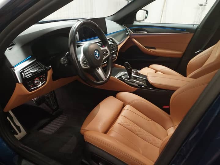 BMW 545e xDrive M Sport automatik • ACC • Full LED