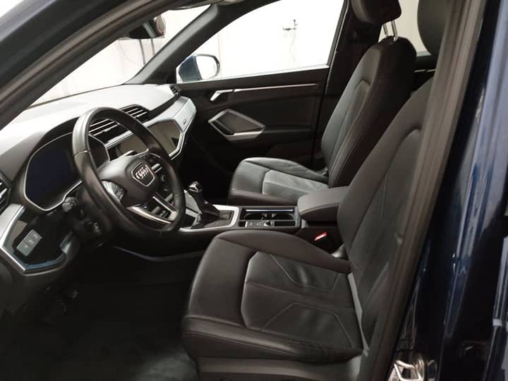 Audi Q3 40 TDI automatik S line • 4x4 • AHK