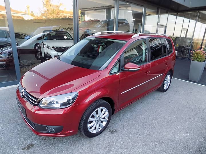 Slika prikazuje vanjštinu vozila (eksterijer).