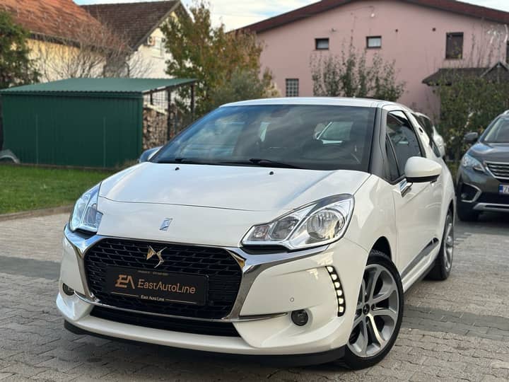 Slika prikazuje vanjski dio vozila (eksterijer).