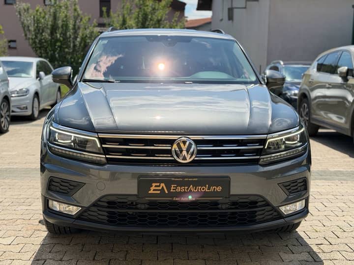 Slika prikazuje vanjski dio vozila.