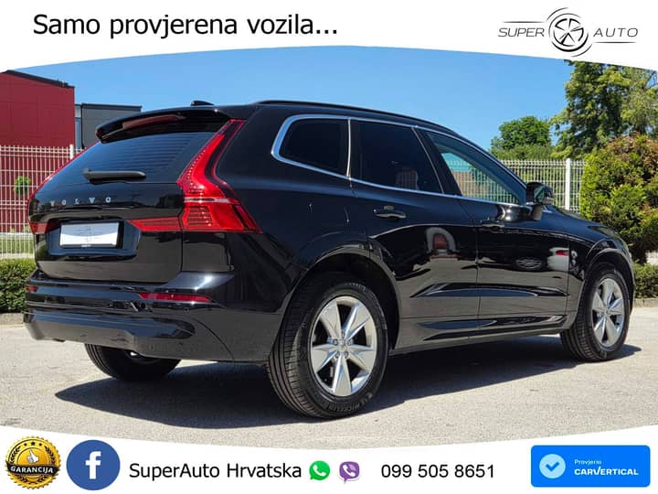 Slika prikazuje vanjski izgled vozila (eksterijer).