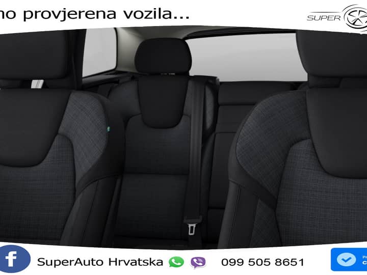 Slika prikazuje unutrašnjost vozila (sjedala).
