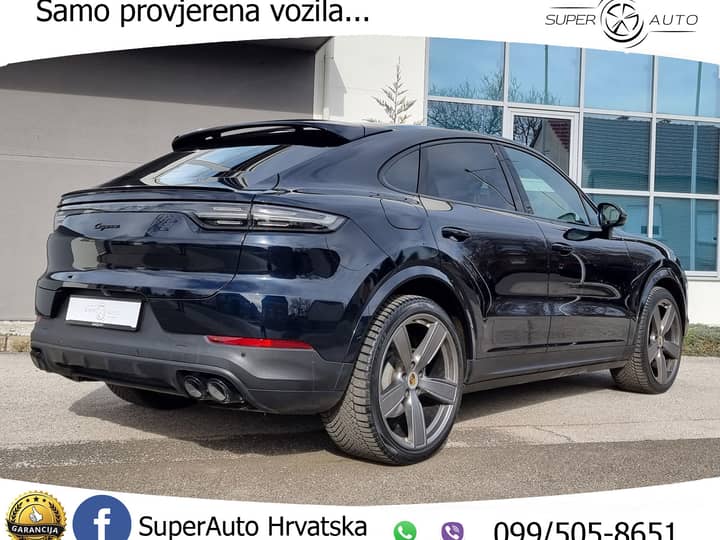 Slika prikazuje vanjsku stranu vozila (eksterijer).