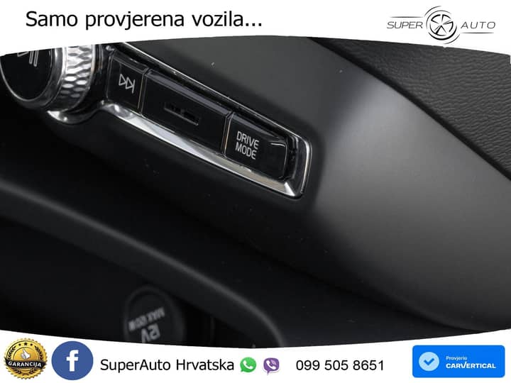 Volvo XC40 1.5 T2 Aut. R Design Recharge 129 KS, ZRAČ+PANO+KAM+GR SJED+KEY+VIRT