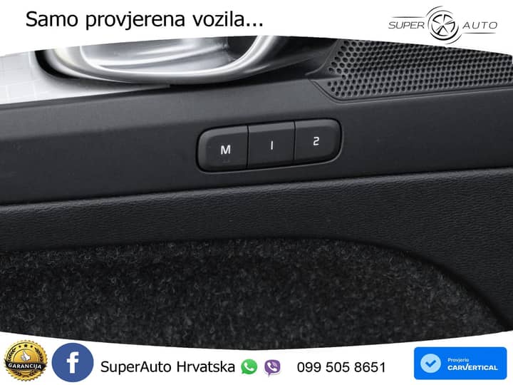 Volvo XC40 1.5 T2 Aut. R Design Recharge 129 KS, ZRAČ+PANO+KAM+GR SJED+KEY+VIRT