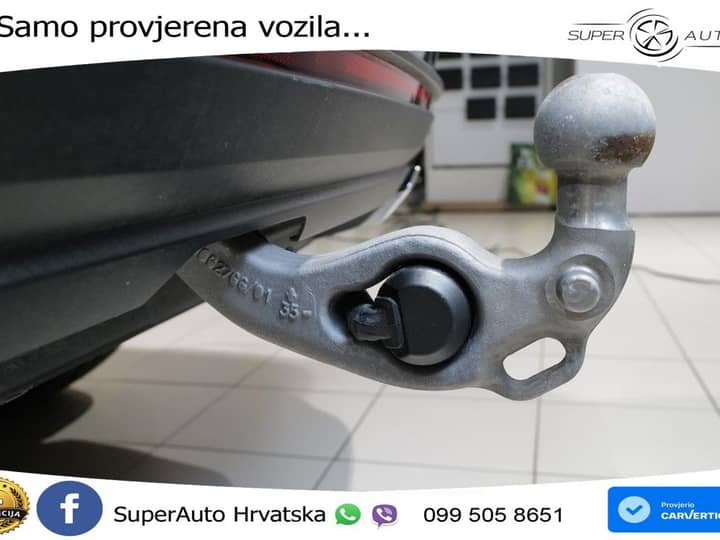 VW Touareg 3.0 TDI V6 4M Aut. Elegance 231 KS, MATRIX+ACC+GR SJED+KAM+PDC+ZRAČNI
