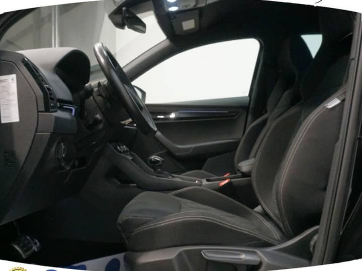 Škoda Karoq 1.5 TSI DSG Sportline 150 KS, ACC+KAM+LED+4xGR SJED+VIRT+NAVI+ASIST