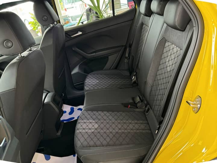 VW T-Cross 1.5 TSI Aut. R-Line 150 KS, ACC+KAM+KEY+GR SJED+HEAD+VIRT+LANE