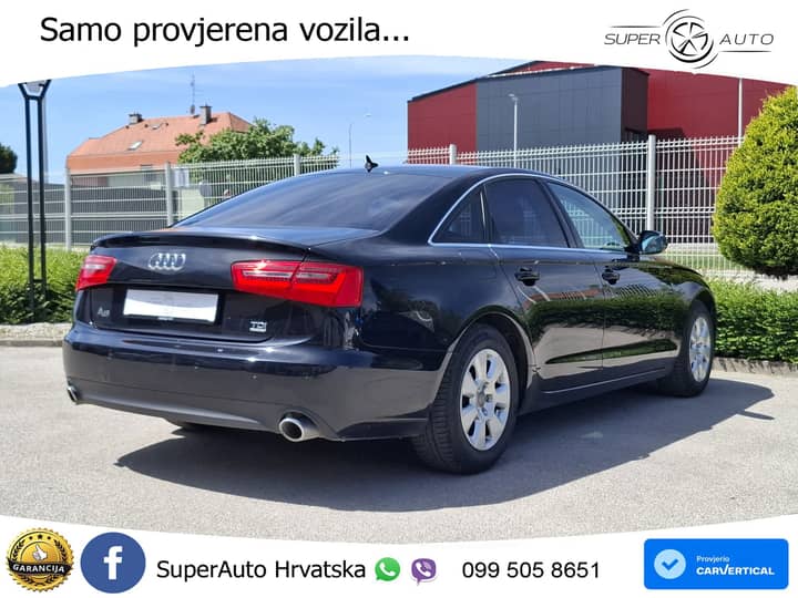 Slika prikazuje vanjski dio vozila.