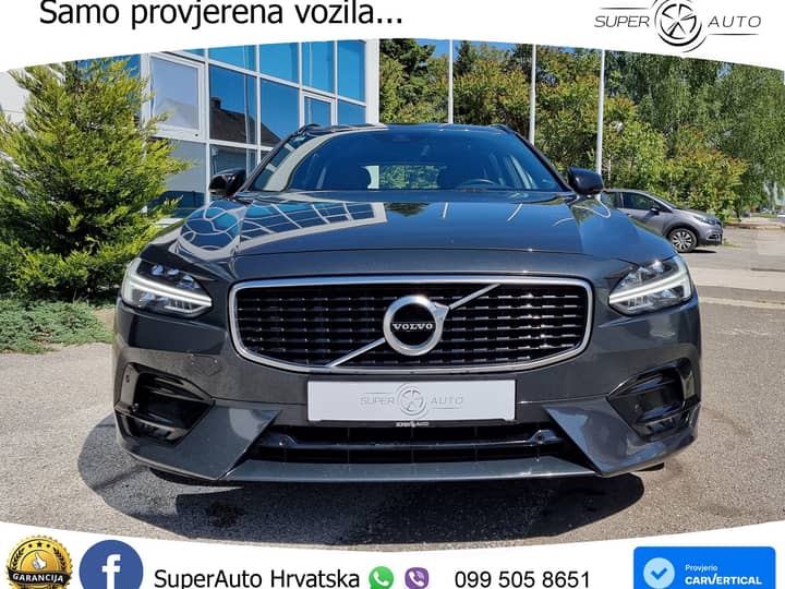 Slika prikazuje vanjštinu vozila, prednji dio.