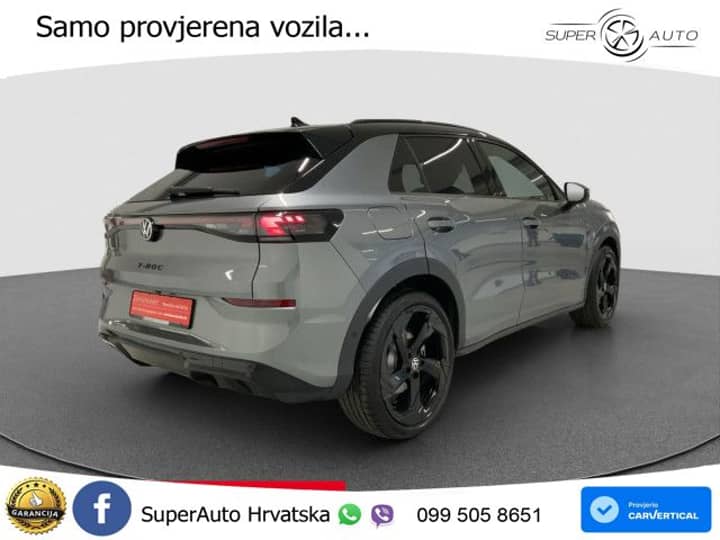 VW T-Roc 1.5 eTSI DSG R-Line Black Style 150 KS, LED+ACC+PANO+GR SJED+360+PARK
