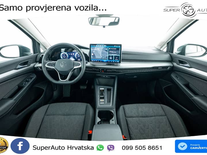 VW Golf 8 Variant 1.5 eTSI DSG Life 116 KS, LED+ACC+GR SJED+VIRT+PDC