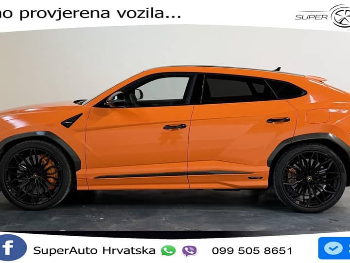 Lamborghini Urus SE 4.0 V8 PHEV 4WD Aut. Akrapovič 799 KS, ZRAČNI+ACC+360