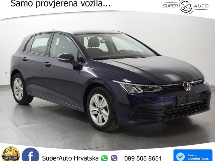 VW Golf 8 1.0 eTSI DSG Life 110 KS, ACC+LED+KAM+GR SJED+VIRT+ASIST