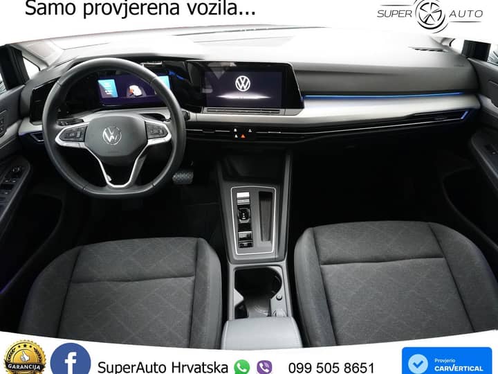 VW Golf 8 1.0 eTSI DSG Life 110 KS, ACC+LED+KAM+GR SJED+VIRT+ASIST